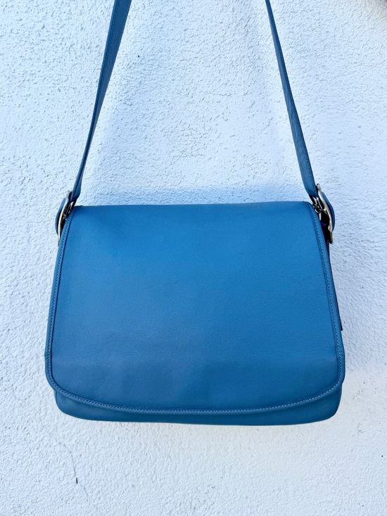 Coach Handbags - Vintage Coach Legacy Bag #9332 Y2K 2003